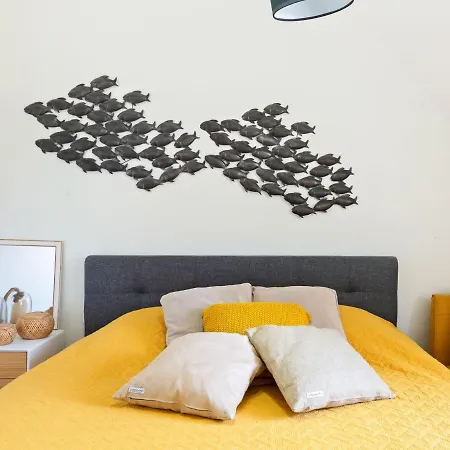 Elegant With Fenced Garden 펜션